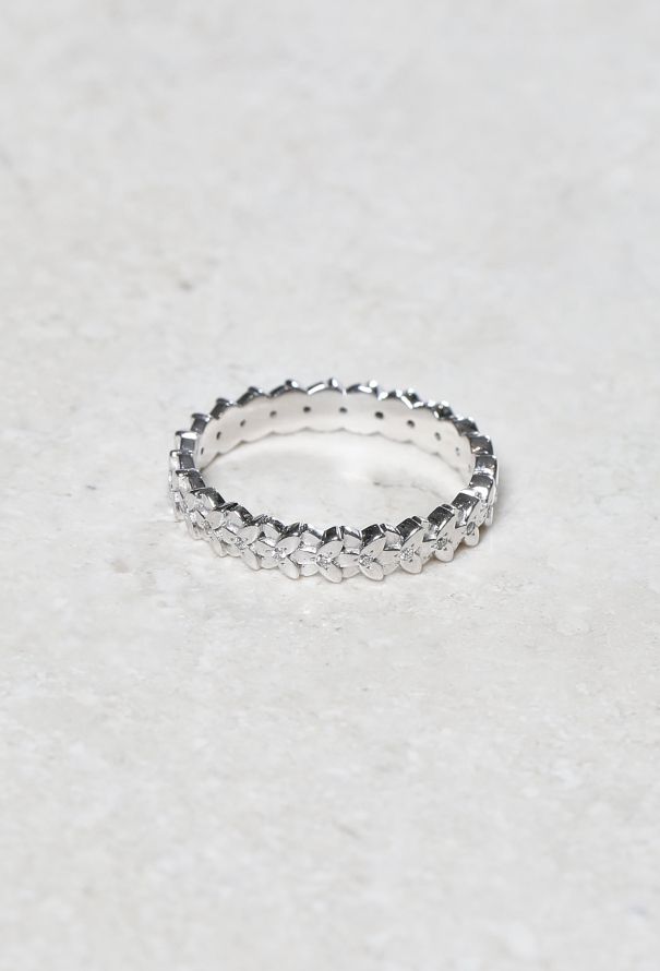 Mellerio 18k White Gold Diamond Ring – Evanescence Mini Lys (2013) - 2
