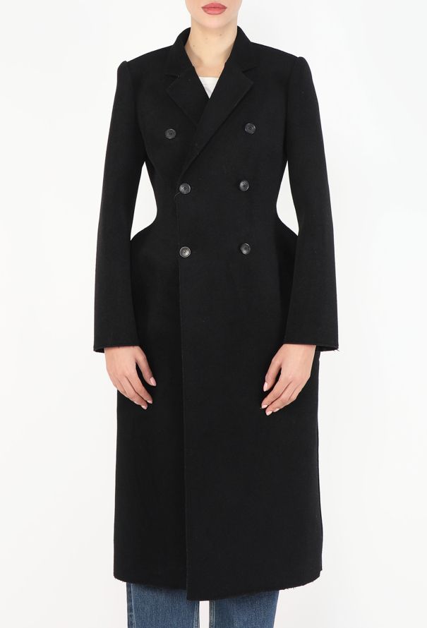 Balenciaga F/W 2018 Tailored Hourglass Coat - 3