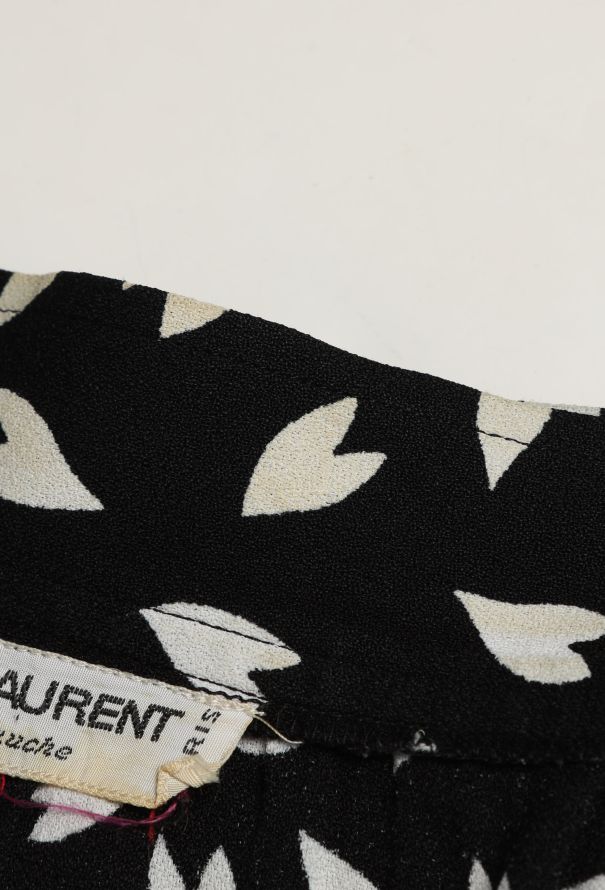 Saint Laurent S/S 1979 Crêpe Heart Print Ensemble - 11