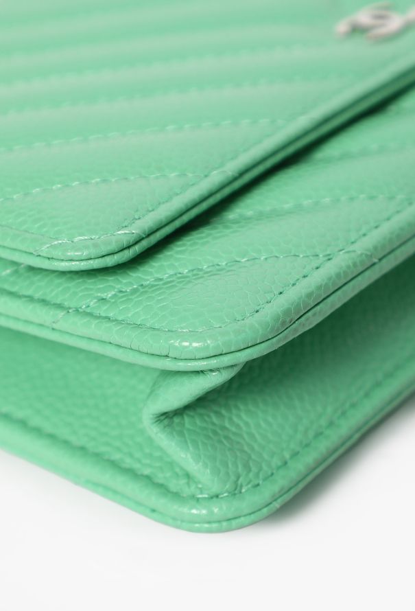 Chanel Green Caviar Chevron Wallet On Chain Bag - 9