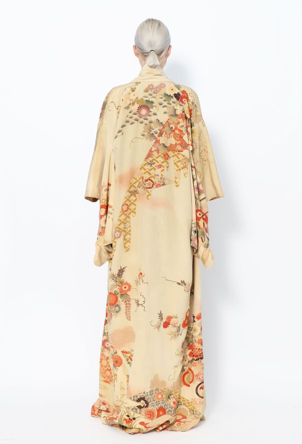 World Treasures '50s Authentic Japanese Floral Kimono - 3