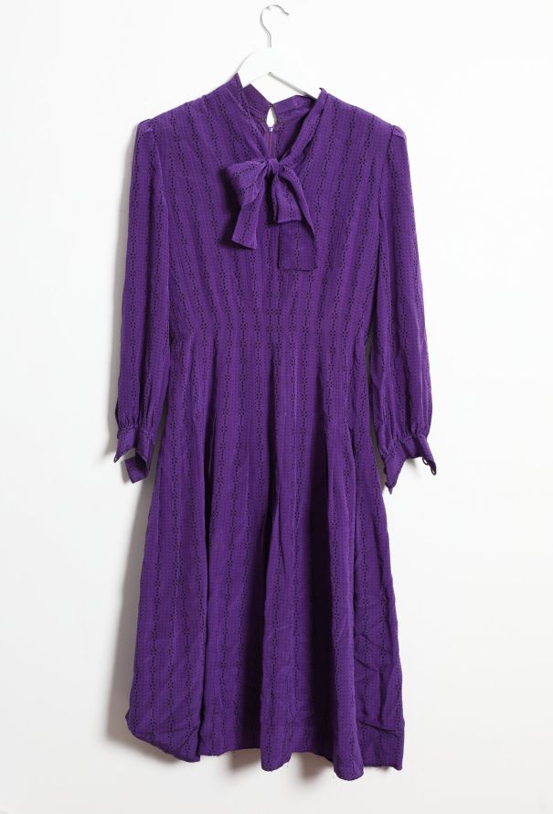 Pleated Lavallière Dress - 9