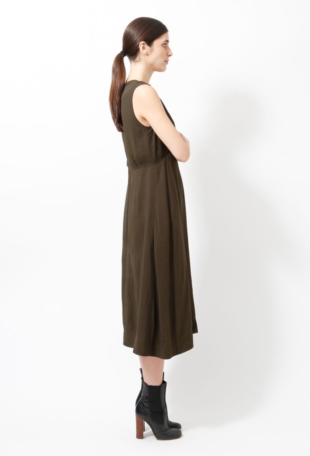 Céline Flared V-neck Midi Dress - 4