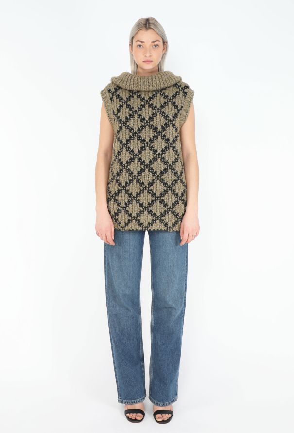 Chanel CAMPAIGN F/W 2015 Mohair Turtleneck Vest - 4