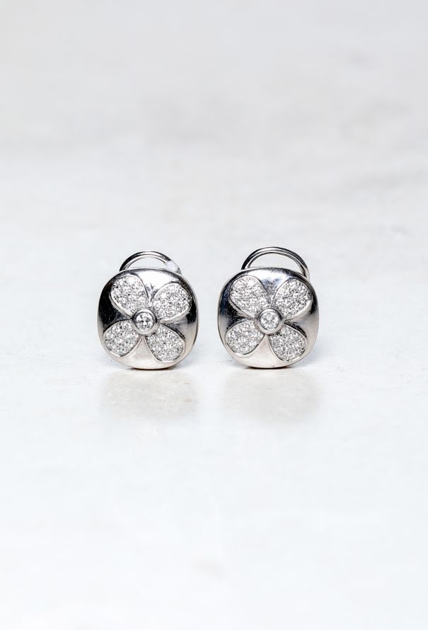 Vintage Fine Jewelry Vintage 18k White Gold Diamond Clover Earrings - 1