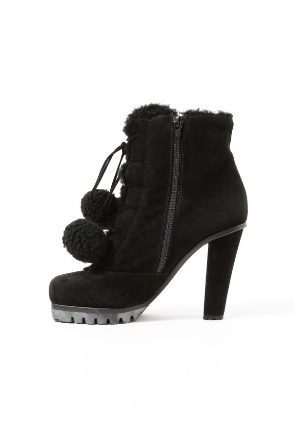 Marc Jacobs Pom Pom Shearling Boots - 6