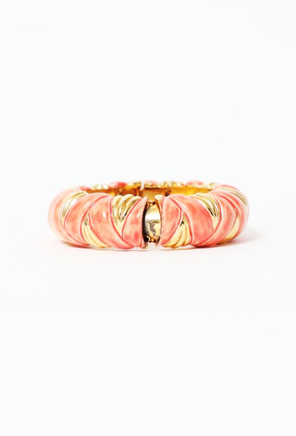 Kenneth Jay Lane Coral Ribbed Hinge Bracelet - 4