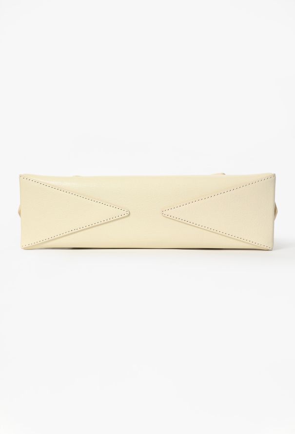 Alaïa Jaune Clair Le Teckle Small Shoulder Bag, S/S 2024 - 8