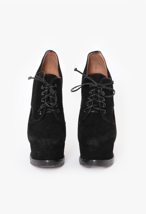 Alaïa Suede Platform Stiletto Heels - 3