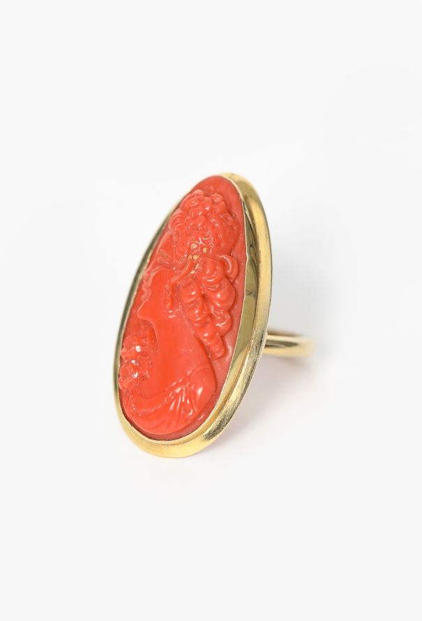 Vintage Fine Jewelry 18K Yellow Gold & Coral Cameo Ring - 3