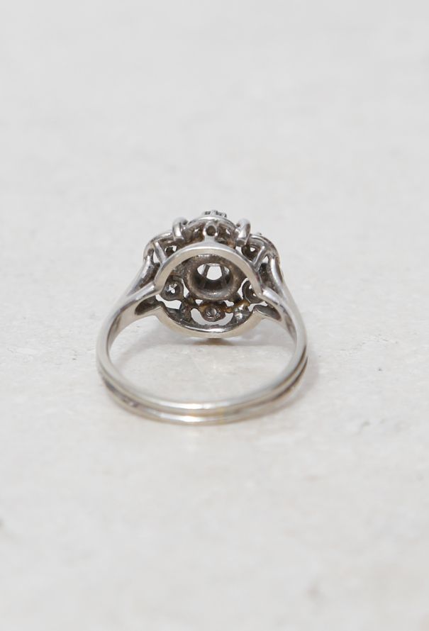 Vintage Fine Jewelry 1960s 18k Gold & Diamond Floral Ring - 4