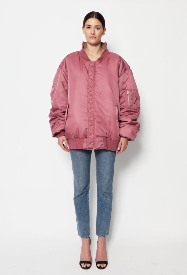 Vetements F/W 2018 x Alpha Industries Reversible Bomber - 6