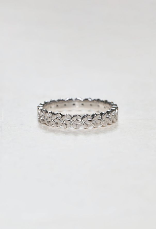 Mellerio 18k White Gold Diamond Ring – Evanescence Mini Lys (2013) - 1