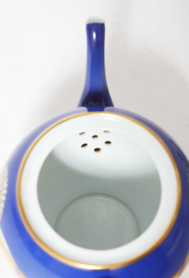 Hermès Vintage 'Cocarde de Soie' Porcelain Teapot - 7
