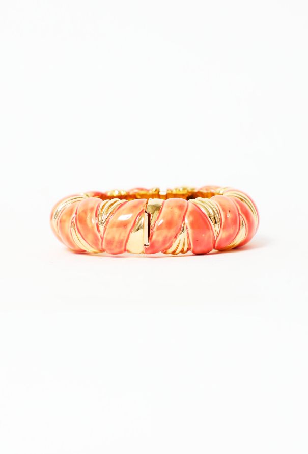 Kenneth Jay Lane Coral Ribbed Hinge Bracelet - 3