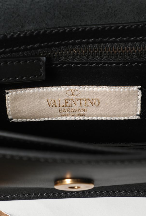 Valentino S/S 2016 Sculpted Mask Bag - 17