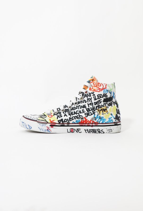 Vetements F/W 2018 Graffiti Canvas Sneakers - 6
