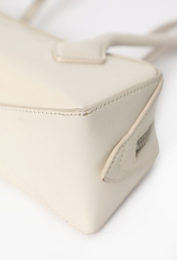 Alaïa Le Teckel Shoulder Bag, S/S 2024 - 9