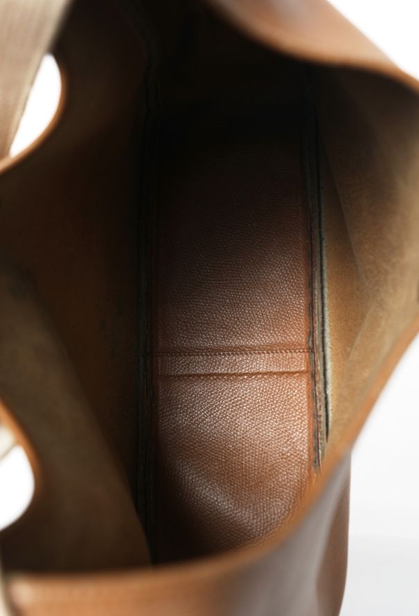 Hermès Gold Courchevel Tsako Bag - 11