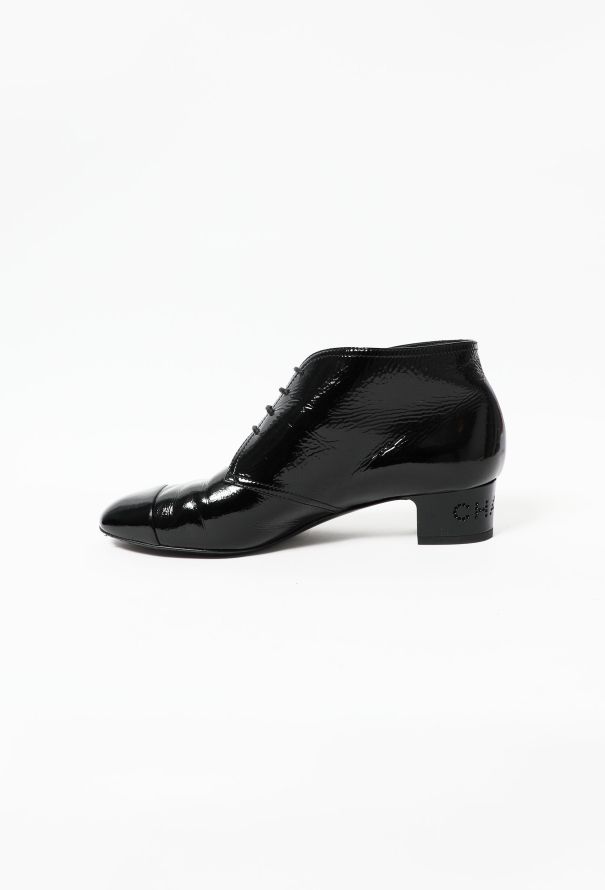 Chanel 2019 Patent Cap-Toe Derbies - 5
