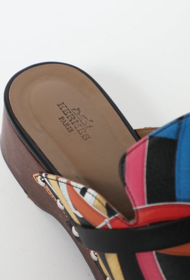 Hermès 2021 'Carlotta Cavalcadour' Leather Clogs - 7