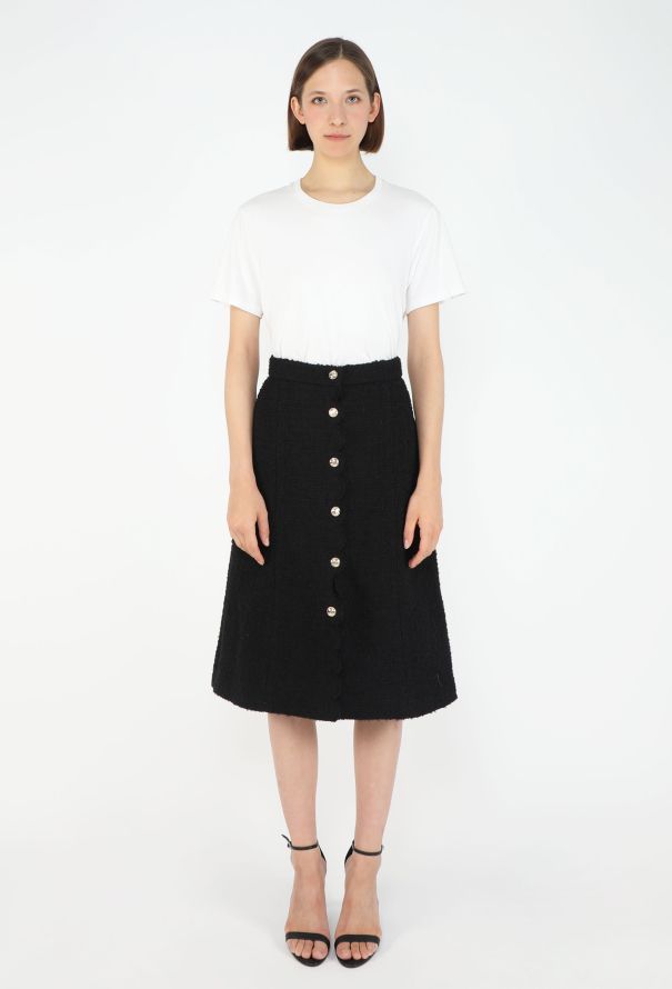 Chanel F/W 2020 Scalloped Tweed 'CC' Ensemble - 9