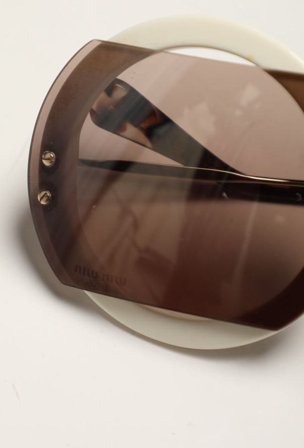 Miu Miu 2018 Evolution Cut-Out Sunglasses - 9