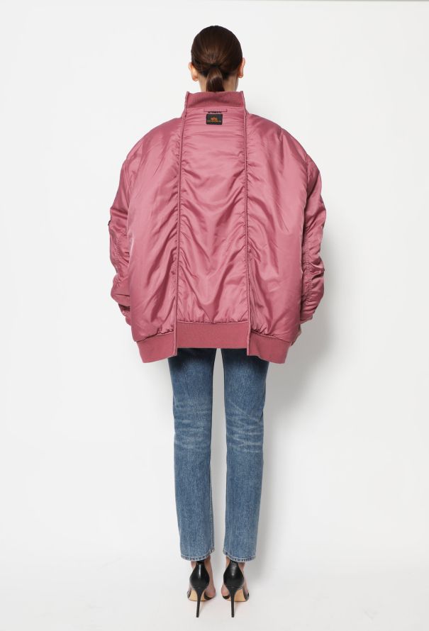 Vetements F/W 2018 x Alpha Industries Reversible Bomber - 7