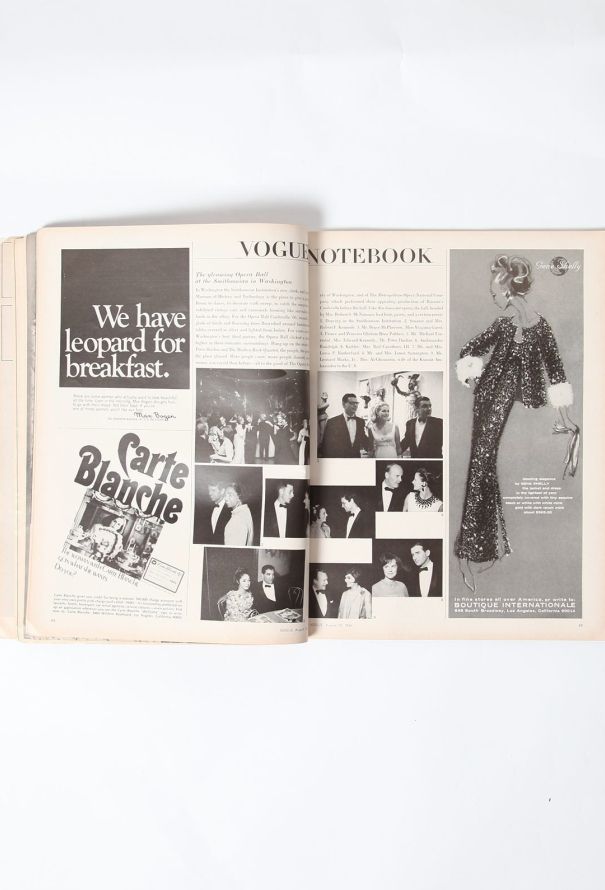VOGUE Vogue August 1966 - 5