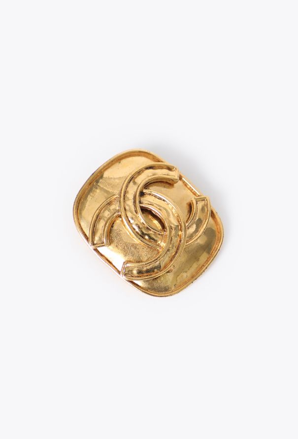 Chanel 1994 'CC' Plaque Brooch - 2