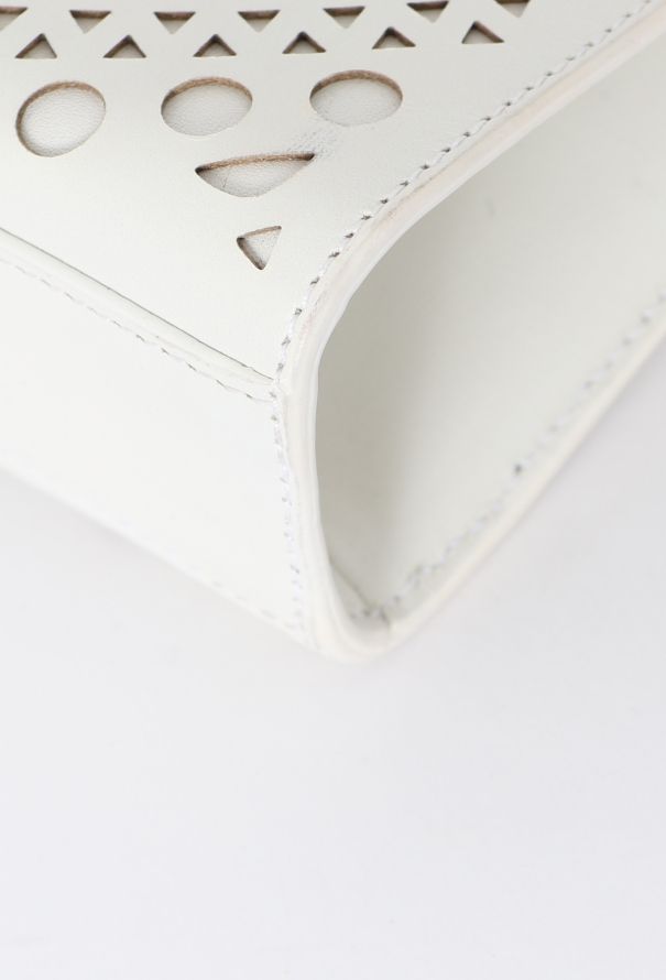 Alaïa Laser Cut Vienne Clutch - 10