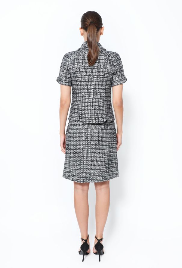 Chanel 2019 Lamé Tweed 'CC' Ensemble - 9