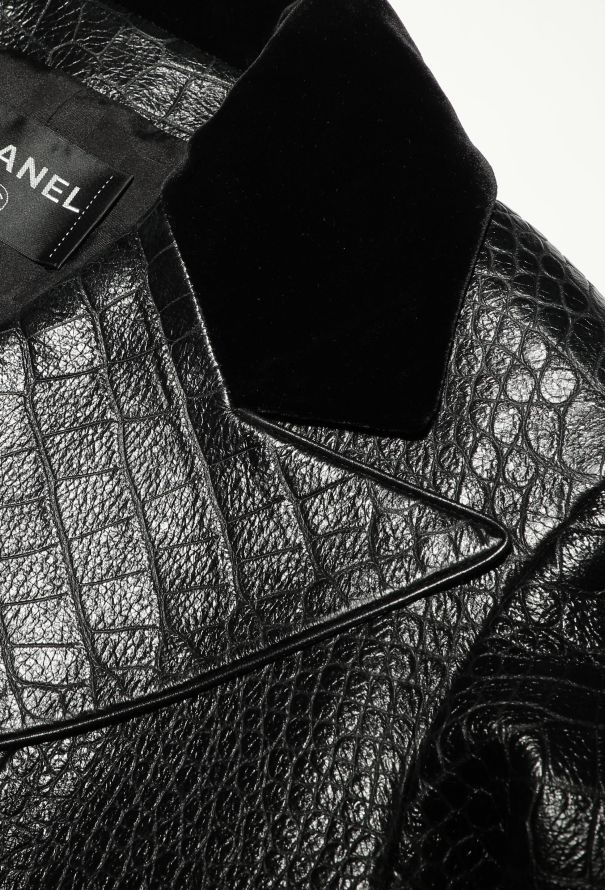 Chanel Pre-Fall 2019 Paris-New York Leather Coat - 8