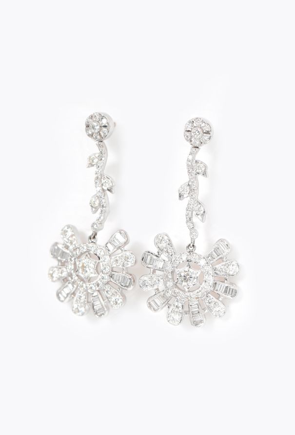 Vintage Fine Jewelry 18k White Gold & 3 Carats Diamond Daisy Earrings - 3