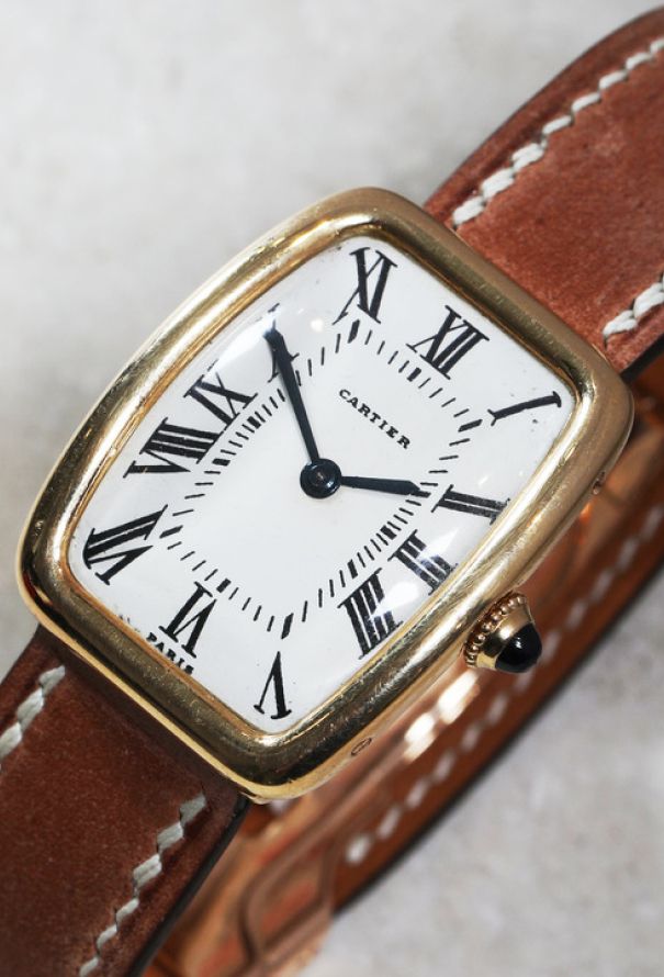 Cartier 1969 Incurvé 18k Gold Tank Watch - 5