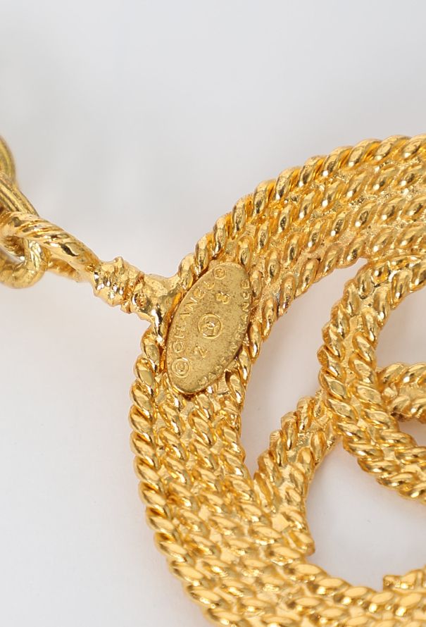 Chanel ICONIC Early '90s Medallion Necklace - 5