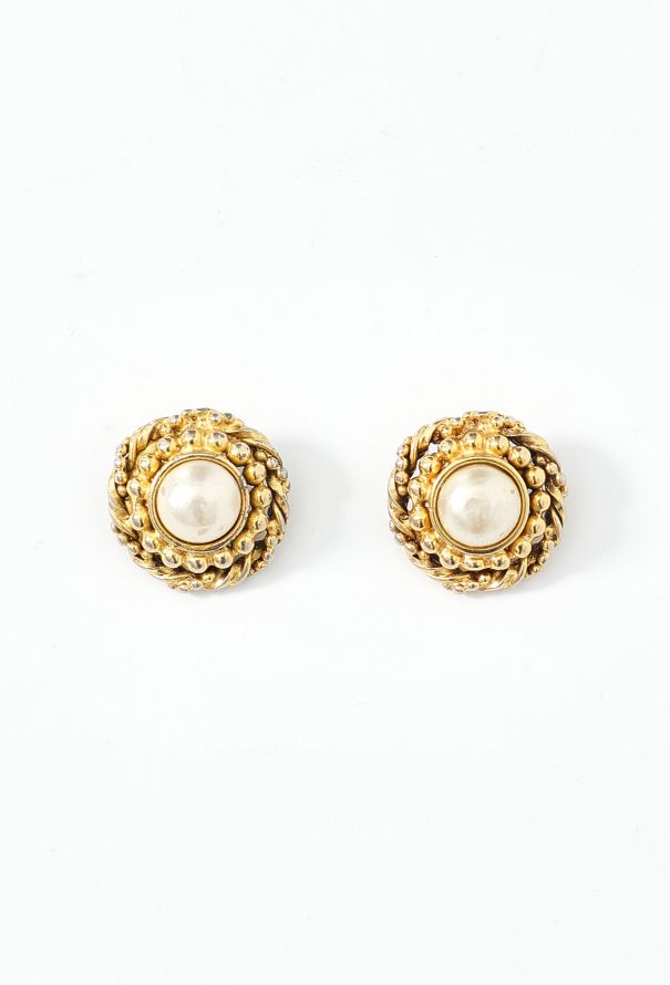 Chanel 1985 Twisted Pearl Clip Earrings - 1