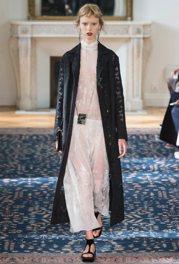 Valentino S/S 2017 Embroidered Lace Coat - 3
