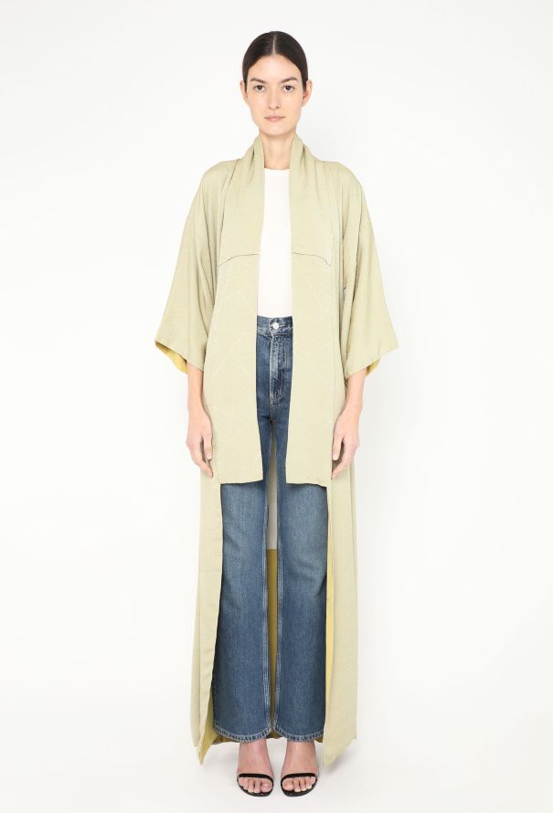 World Treasures Authentic Jacquard Embroidered Kimono - 4