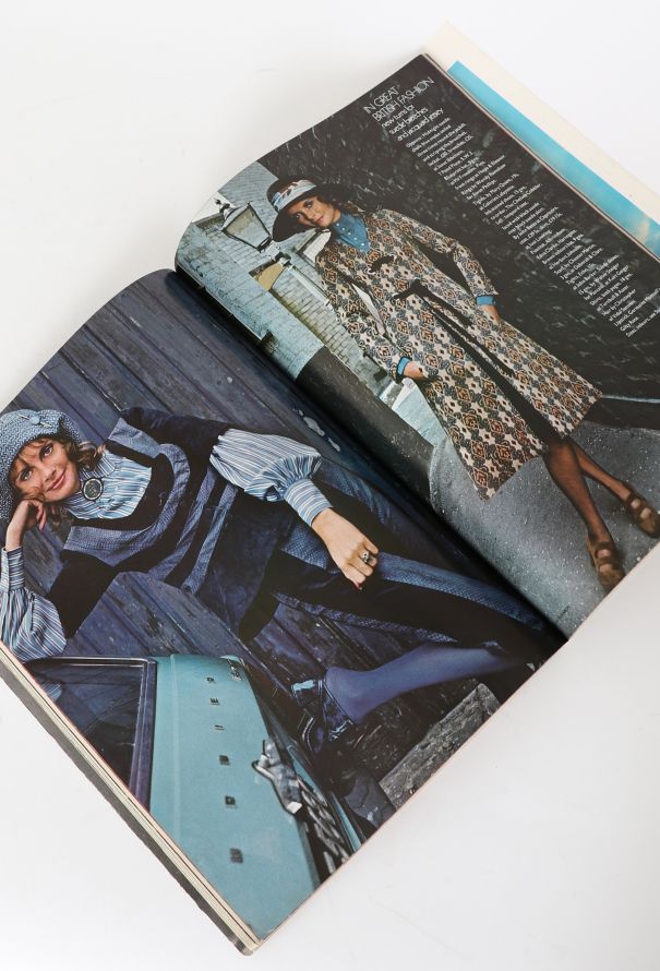 VOGUE UK 1970 Clive Arrowsmith Issue Trio - 7