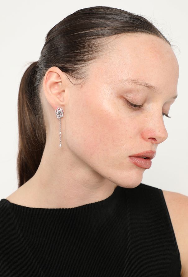 Chanel Sublime 18k White Gold & Diamond Camellia Earrings - 4