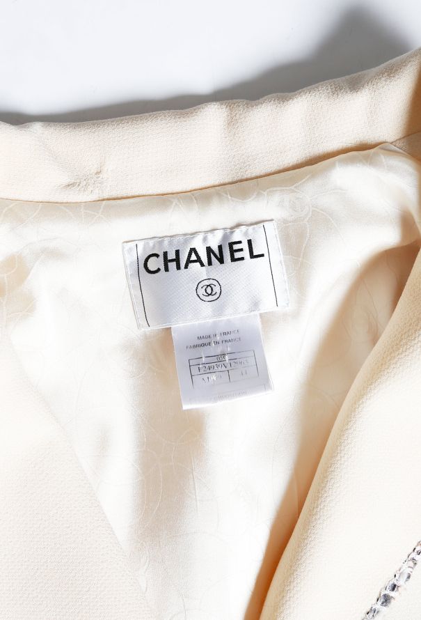 Chanel ICONIC 2005 Collegiate Blazer - 6