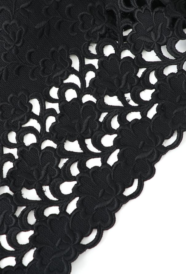 Saint Laurent Collector 1969 Haute Couture Lace Dress - 10