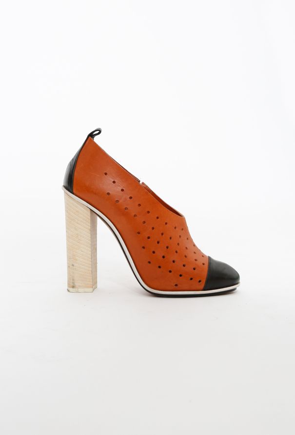Céline Tricolor Perforated Pumps - 1