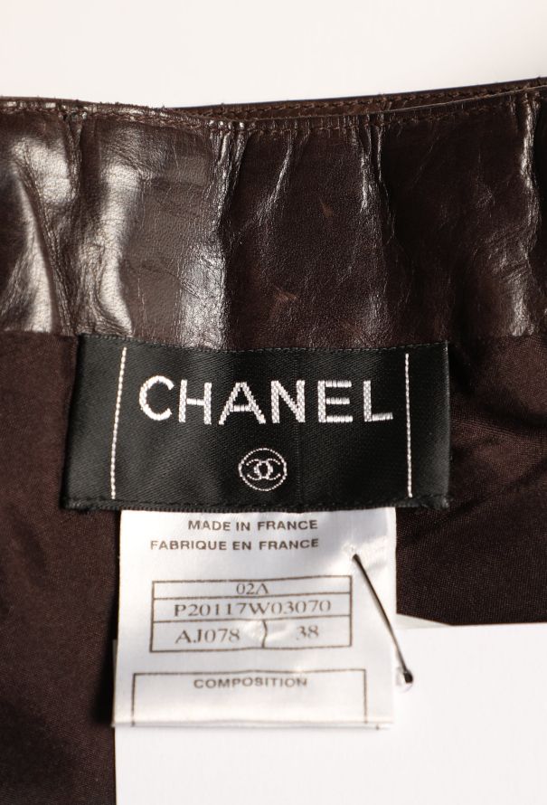 Chanel F/W 2002 Flared Leather Skirt - 5