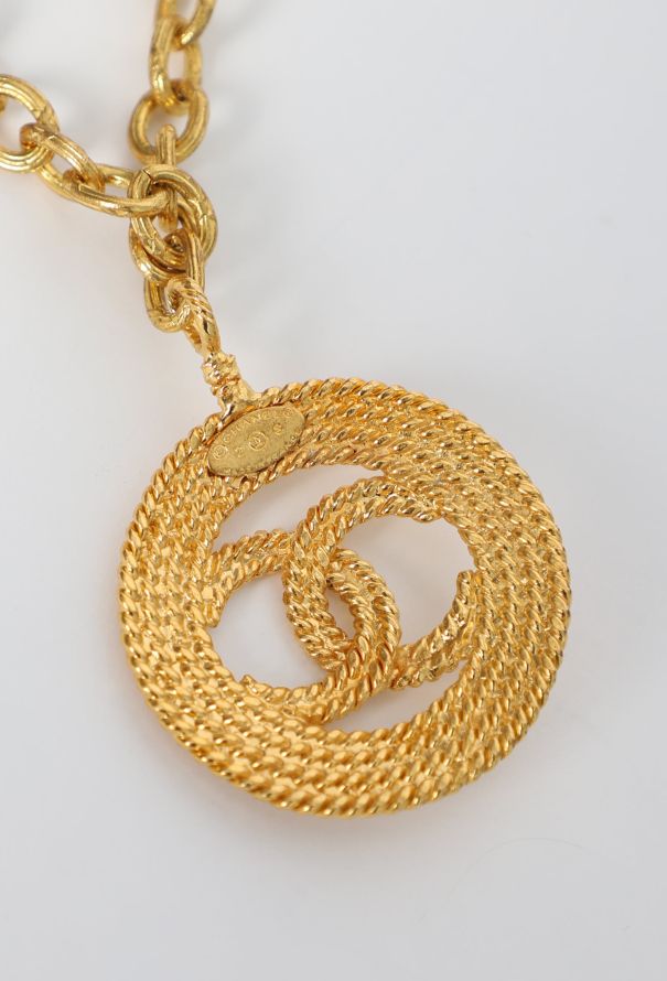 Chanel ICONIC Early '90s Medallion Necklace - 6