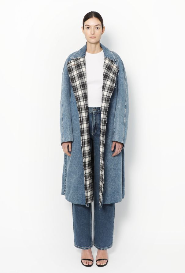 Balenciaga Resort 2019 Belted Denim Trench - 3