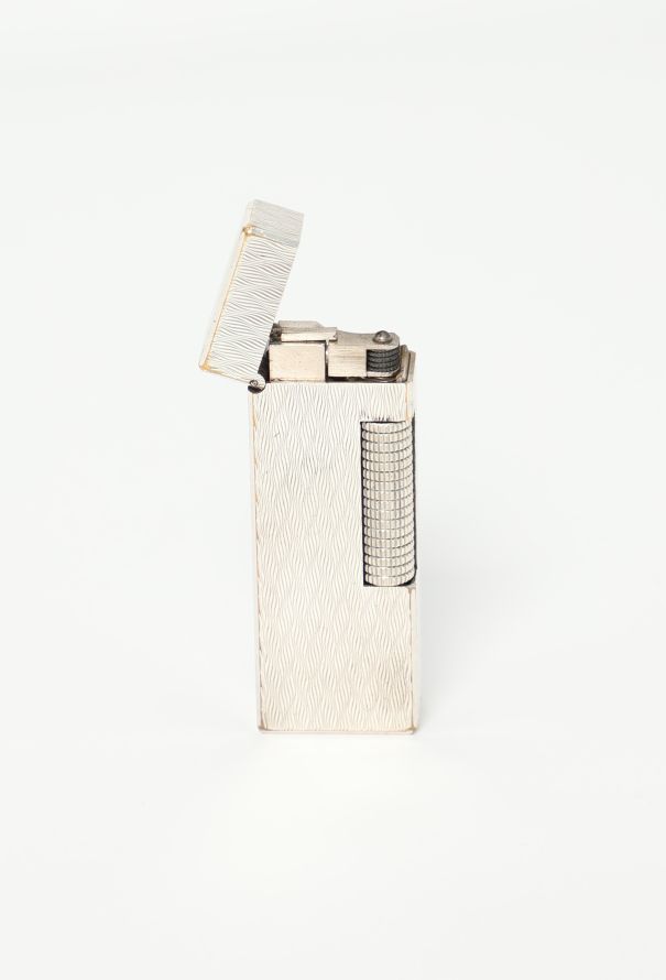 Vintage Objects & Decor Dunhill 1975 Rollagas Chevron Lighter - 4