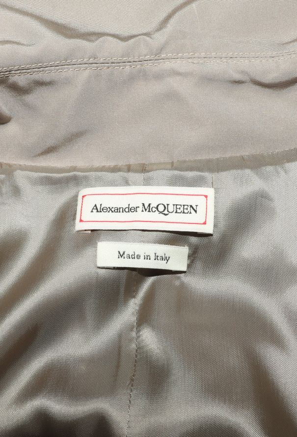 Alexander McQueen Pre-Fall 2021 Flared Trench - 8