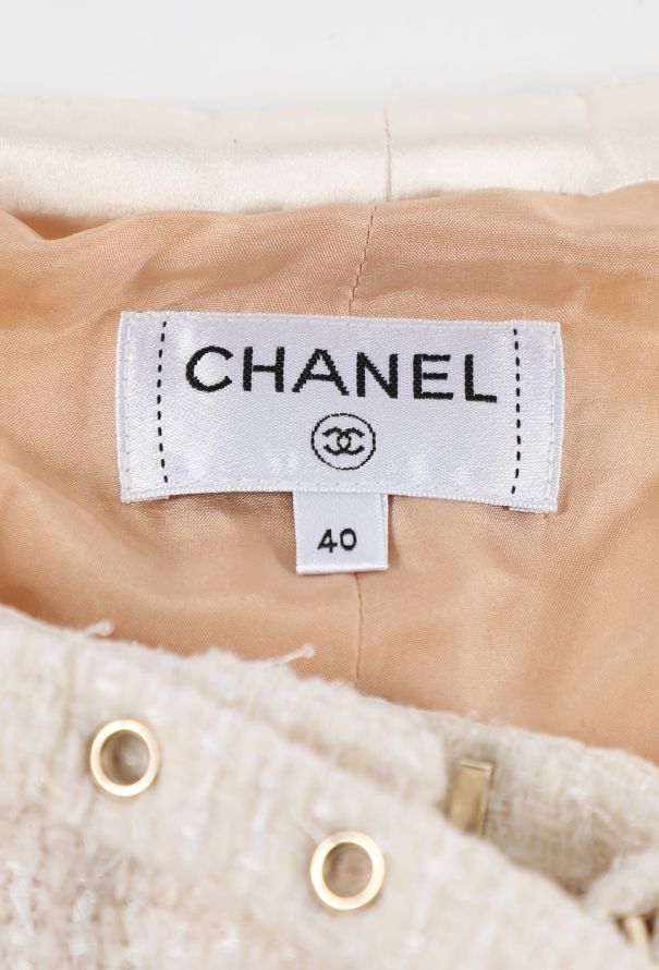 Chanel Bicolor Tweed Tailored Ensemble, Pre-Fall 2020 - 11